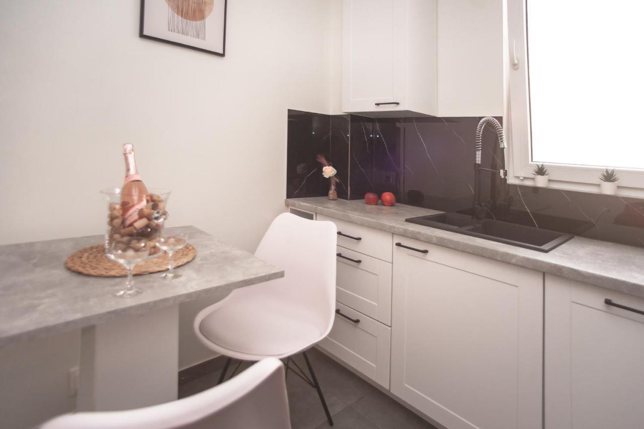 Apartament Panorama Warschau Buitenkant foto